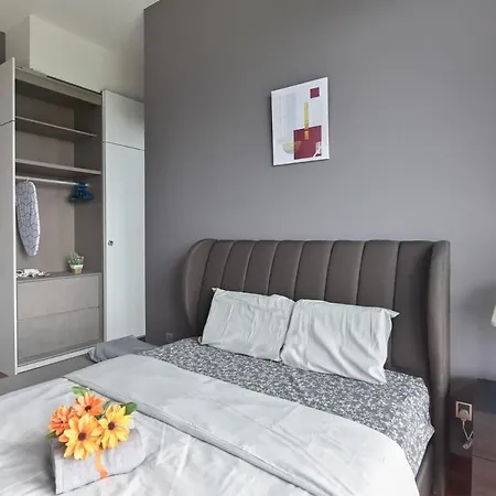 A Stylish & Comfy 2Br Klgcc Apt Free Parking Kuala Lumpur Exterior photo